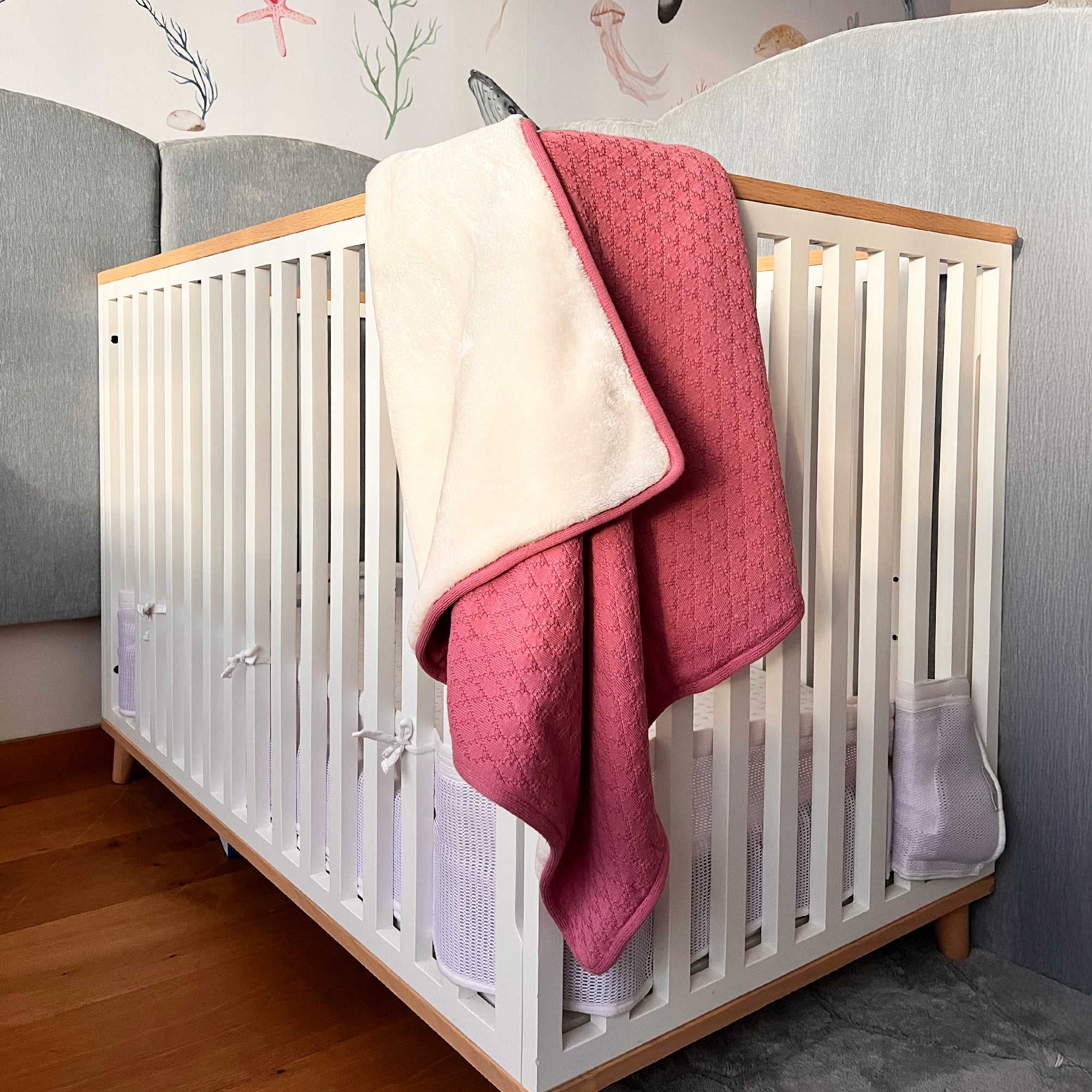 Cobija De Rombos Rosa Con Interior Caliente