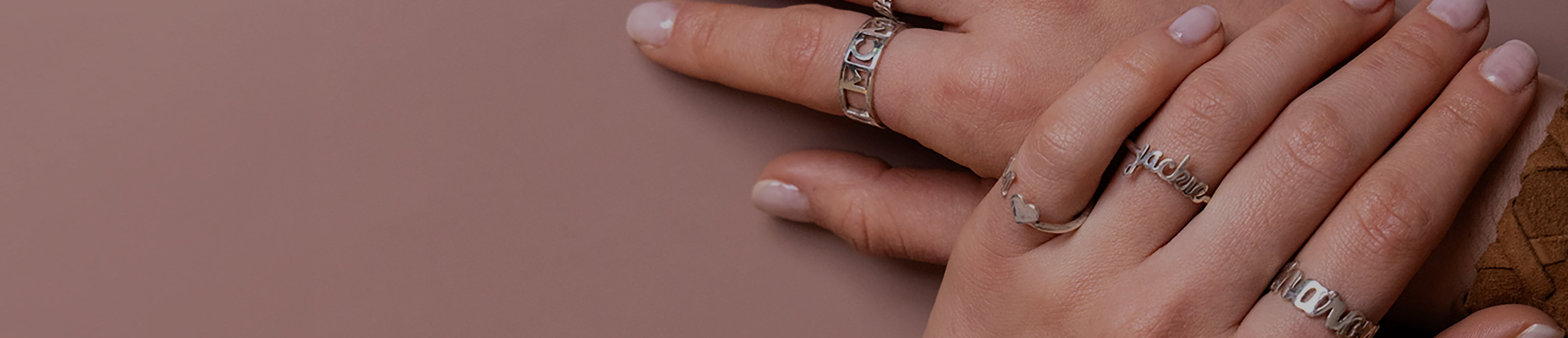 Anillos